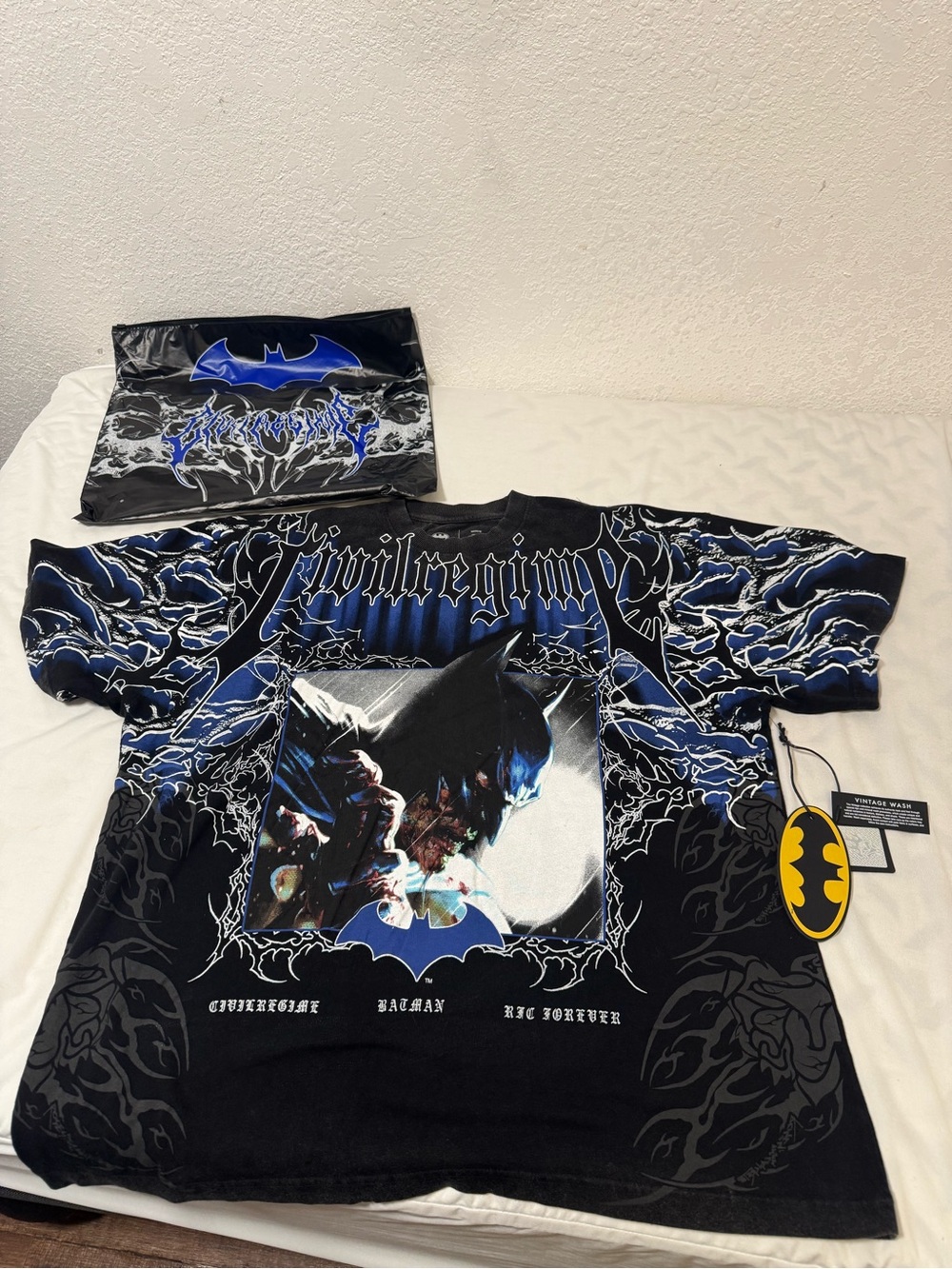 CIVIL REGIME × BATMAN thorns heavy-weight shirt
